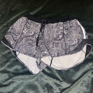 lululemon shorts size 8